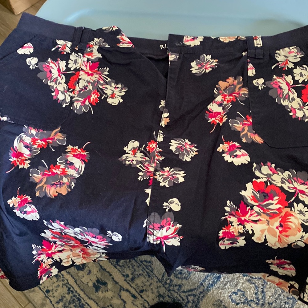 Plus size skort. Very pretty for summer